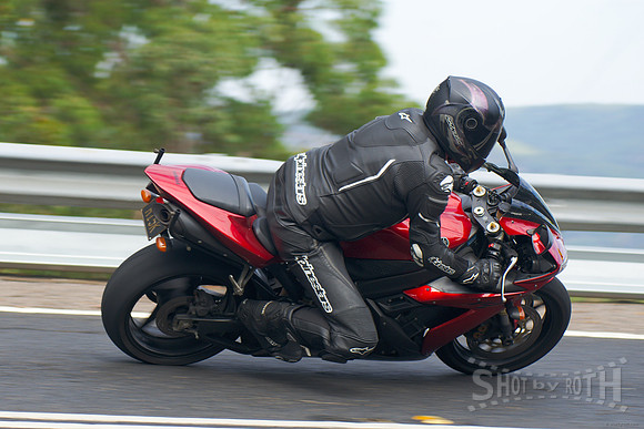 SBR-4Kx--blue-20190413-NKN_0518