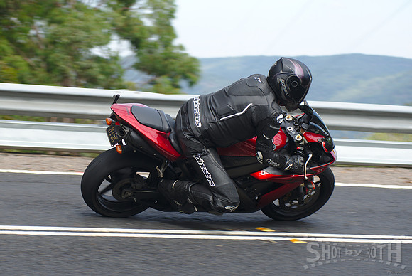 SBR-4Kx--blue-20190413-NKN_0550